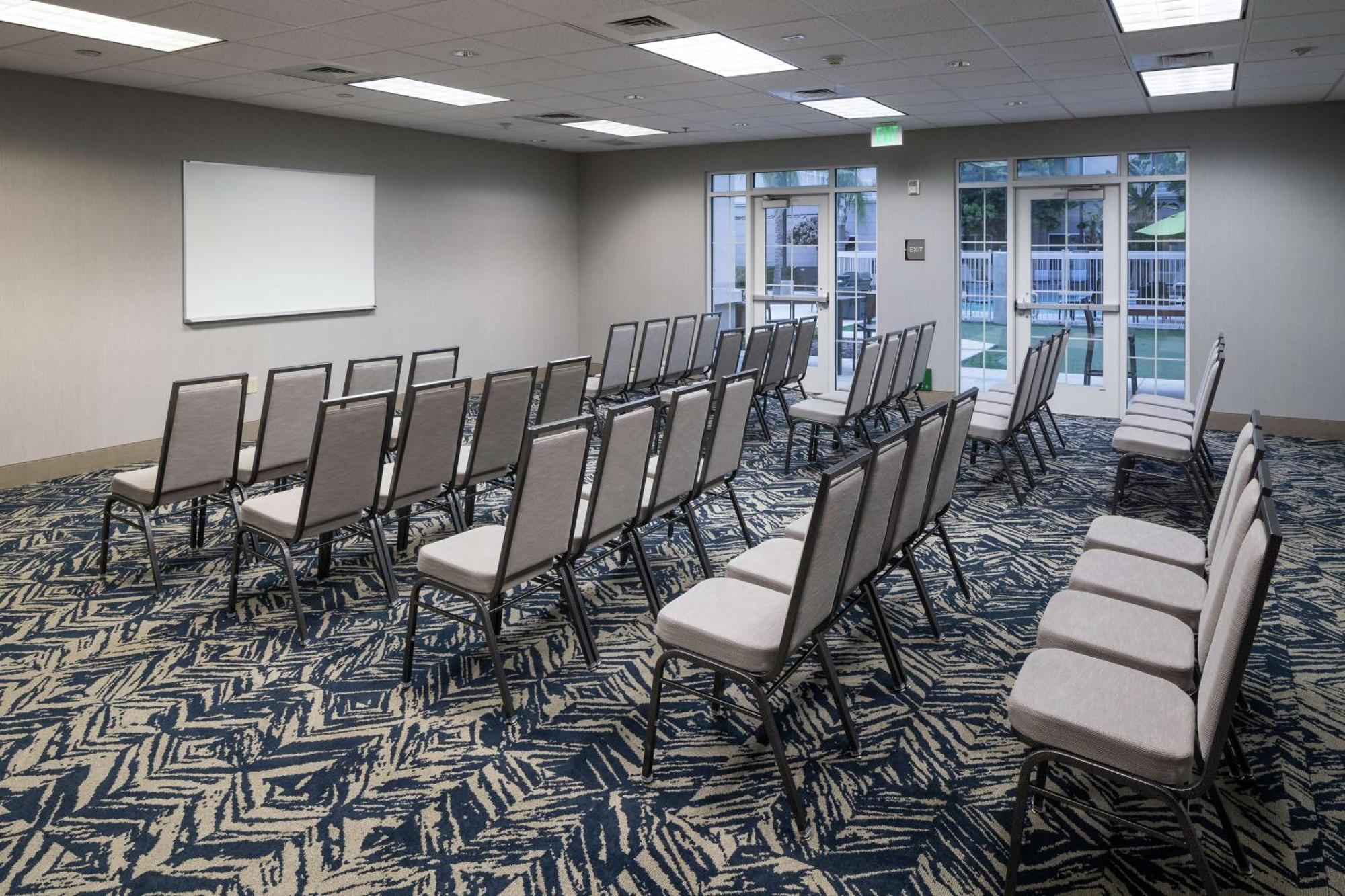 Homewood Suites By Hilton Fresno Airport/Clovis Ngoại thất bức ảnh